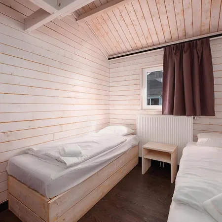 Familiehuis Met Hottub & Sauna | 10 Pers. Casa de Férias