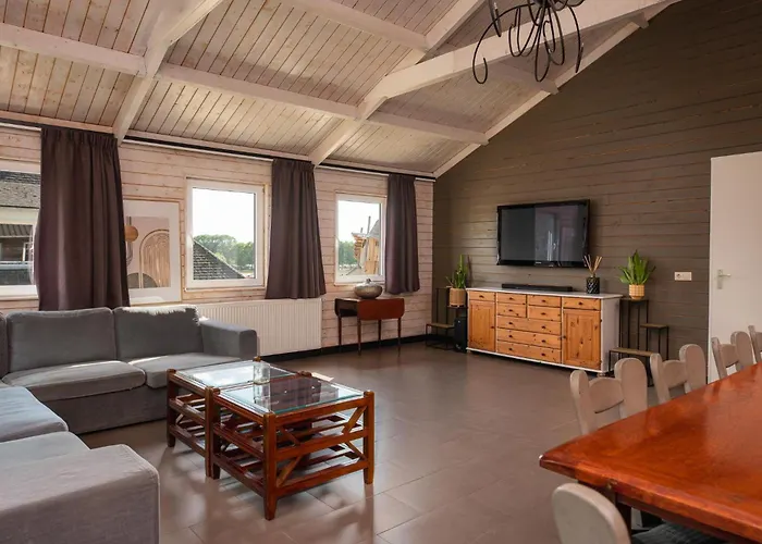 度假居 Familiehuis Met Hottub & Sauna | 10 Pers. Wilsum